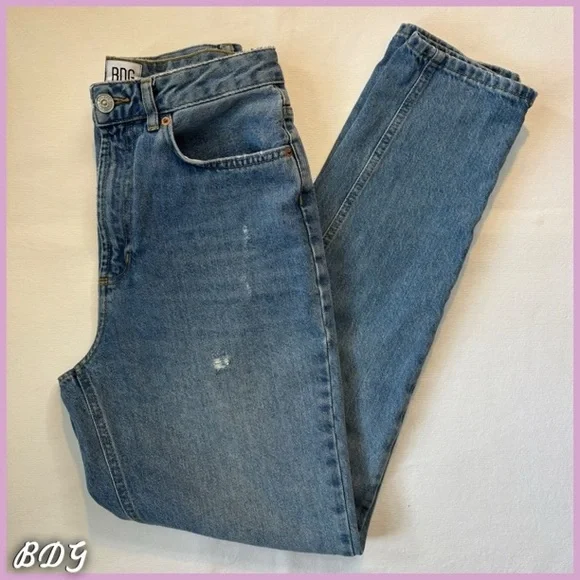 BDG Mom Jeans - Picture 3 of 7